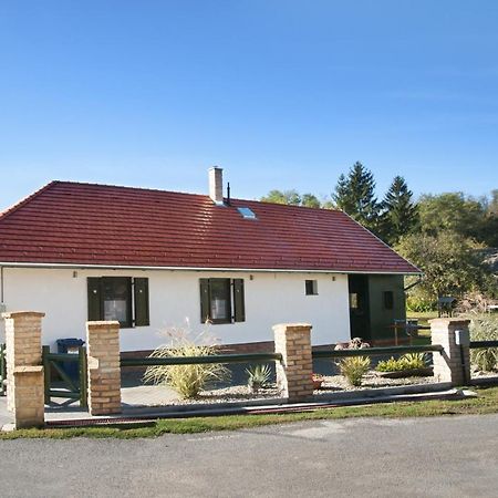 Patakpart Vendeghaz Hotel Ófalu Exterior foto